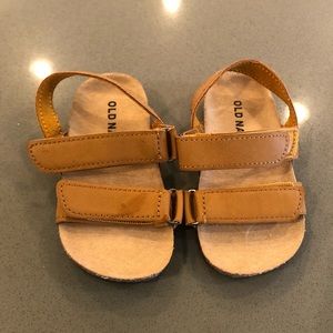 NWOT Sandals